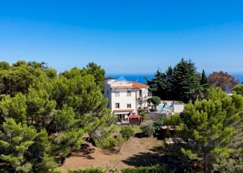 Villa Strada S. Antonio, Cipressa - photo 6