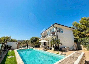 Villa Strada S. Antonio, Cipressa - photo 8