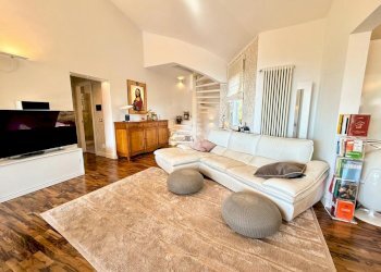 Villa Strada S. Antonio, Cipressa - photo 24