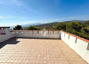 Villa Strada S. Antonio, Cipressa - photo 40