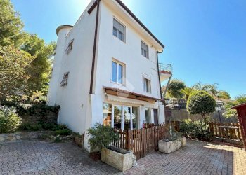 Villa Strada S. Antonio, Cipressa - photo 42