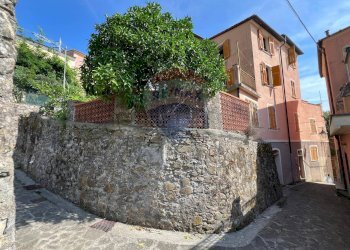 Casa semi indipendente località setta, 76 
 Setta, Framura - foto 42