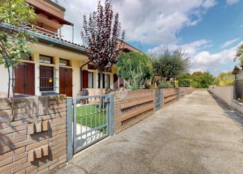 Terraced Villa Via San Isidoro, Cento - photo 47