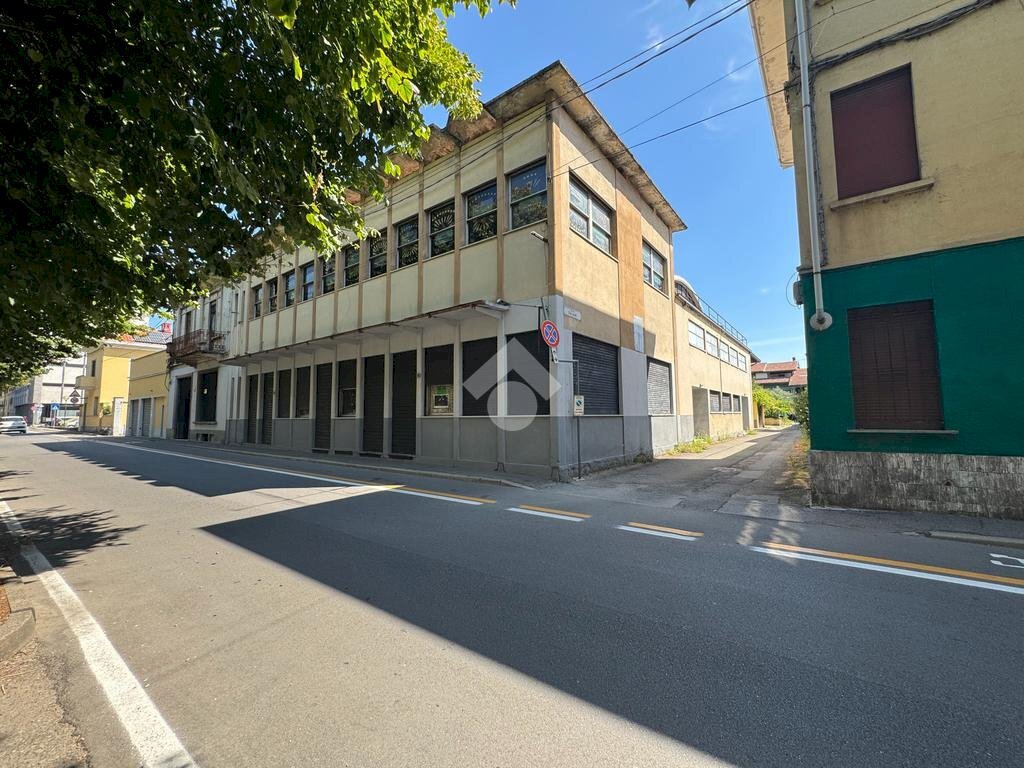 Historic Residence Viale Leonardo Da Vinci, Galliate - photo 1