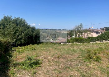 Foto 1 - Terreno edificabile Rignano Flaminio - foto 1