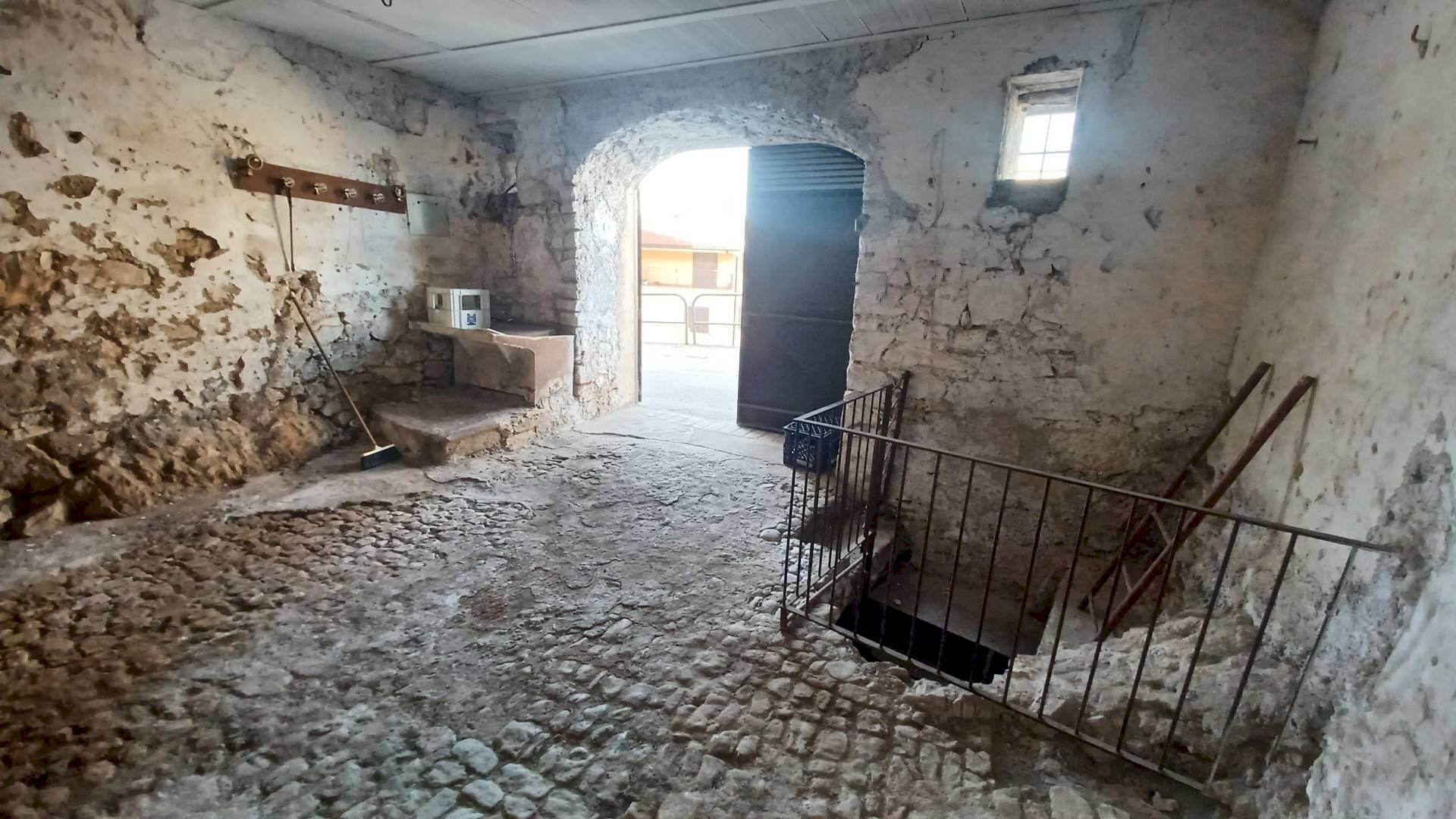 Foto 2 - Box Via Santo Sebastiano, Maenza - foto 2