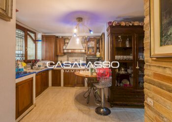 CUCINA - Appartamento Via Maria De Reja, Corridonia - foto 11