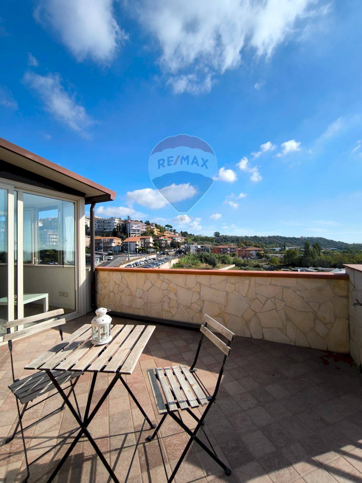 Terrazza - Trilocale Via Del Caravaggio
 
37, Catania - foto 1