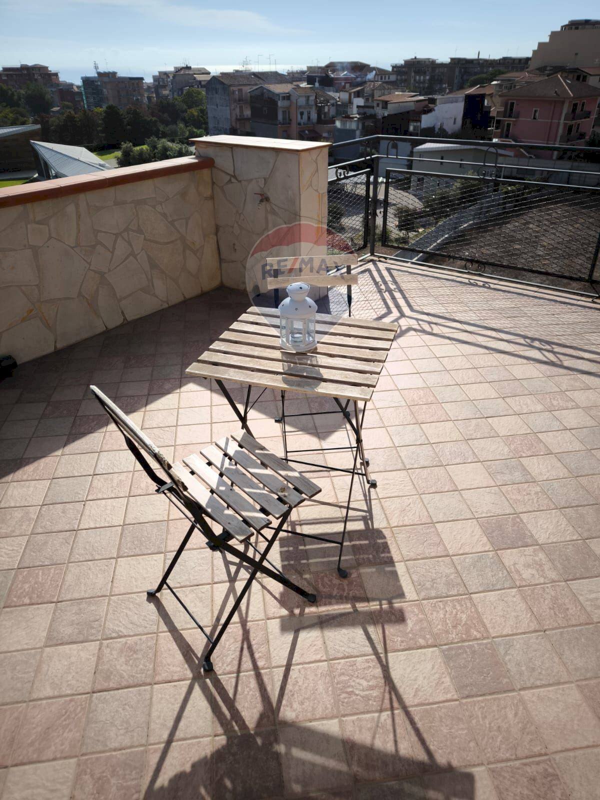 Terrazza - Trilocale Via Del Caravaggio
37, Catania - foto 3