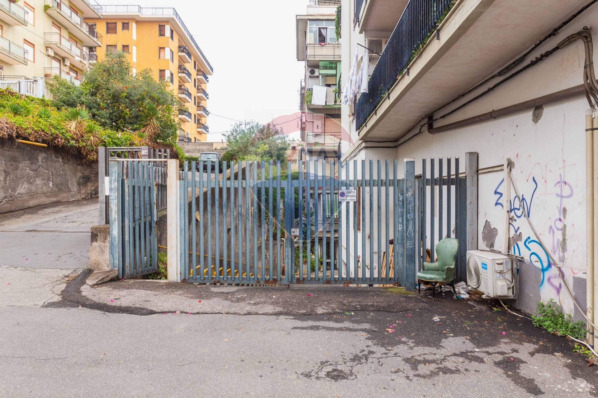 Edificio all\'aperto - Commercial Premises Via Torino
132, Catania - photo 2