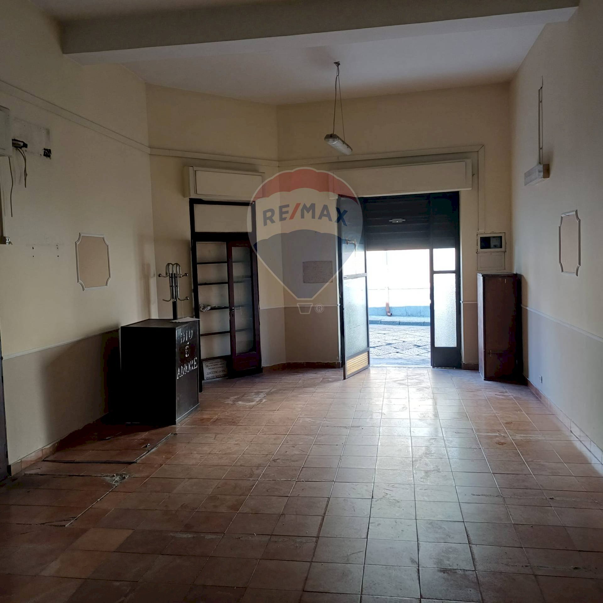 Sala - Commercial Premises Via Nazionale
 
146, Acireale - photo 2