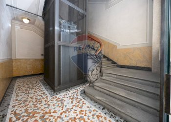 Ricezione / Lobby - Appartamento Via Giuseppe Garibaldi
 
30, Como - foto 4