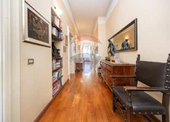 Hall / corridoio - Appartamento Via Giuseppe Garibaldi
 
30, Como - foto 5