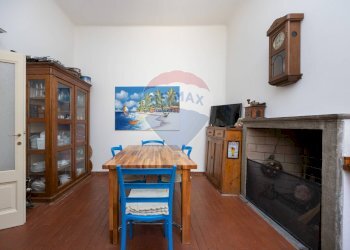 Sala da pranzo - Appartamento Via Giuseppe Garibaldi
 
30, Como - foto 10