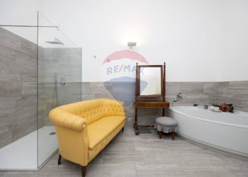 Bagno - Appartamento Via Giuseppe Garibaldi
 
30, Como - foto 15