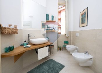 Bagno - Appartamento Via Giuseppe Garibaldi
 
30, Como - foto 16