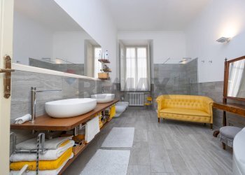 Bagno - Apartment Via Giuseppe Garibaldi
 
30, Como - photo 7