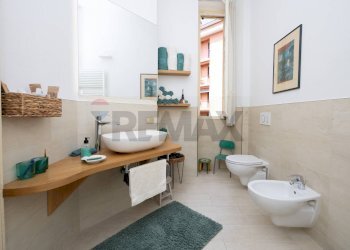 Bagno - Apartment Via Giuseppe Garibaldi
 
30, Como - photo 11