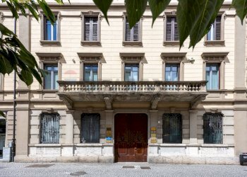 Edificio all\'aperto - Apartment Via Giuseppe Garibaldi
 
30, Como - photo 18