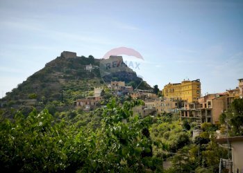 Vista delle montagne - Terreno agricolo via Branco, Taormina - foto 11
