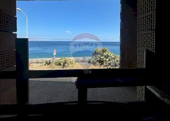 Vista dell\'acqua - Casa indipendente Ss114
 
1, Scaletta Zanclea - foto 16