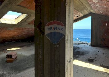 Stanza vuota - Casa indipendente Ss114
 
1, Scaletta Zanclea - foto 24