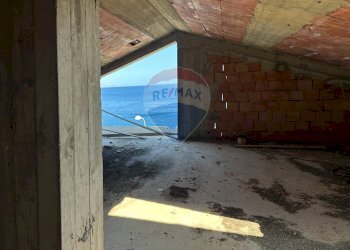 Parcheggio - Casa indipendente Ss114
 
1, Scaletta Zanclea - foto 25