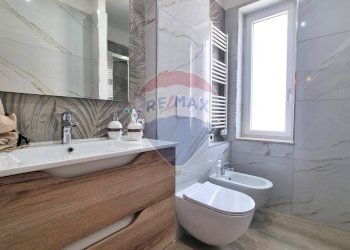 Bagno - Appartamento Corso Matteotti
 
215, Cecina - foto 3