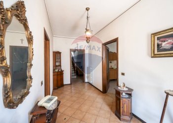 Hall / corridoio - Azienda agricola VIA PO MORTO
 
36, Torricella del Pizzo - foto 7