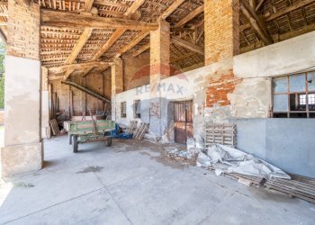 Terrazza - Azienda agricola VIA PO MORTO
 
36, Torricella del Pizzo - foto 59