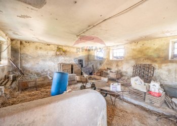 Soggiorno - Azienda agricola VIA PO MORTO
 
36, Torricella del Pizzo - foto 60