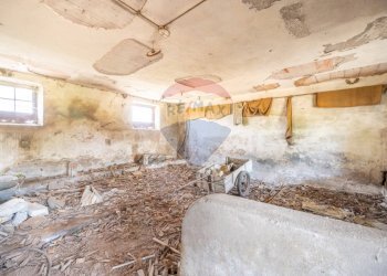 Stanza vuota - Azienda agricola VIA PO MORTO
 
36, Torricella del Pizzo - foto 61
