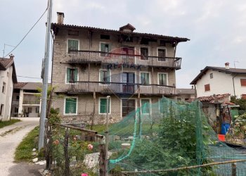 Edificio all\'aperto - Independent house via callibago
 
25, Santa Giustina - photo 1