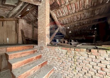 Scale - Independent house via callibago
 
25, Santa Giustina - photo 8