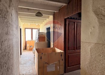 Hall / corridoio - Independent house via callibago
 
25, Santa Giustina - photo 28