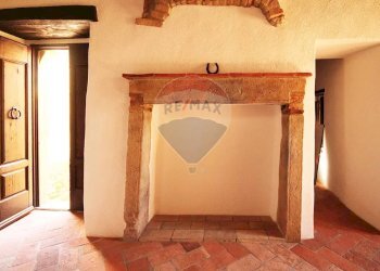 Dettagli - Casa indipendente Semproniano - foto 16