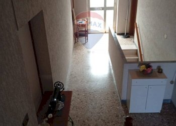 Hall / corridoio - Casa indipendente Valle Cupa
 
63, Frosolone - foto 18