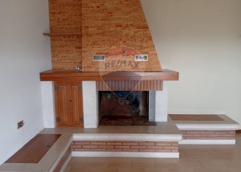 Dettagli - Casa indipendente Valle Cupa
 
63, Frosolone - foto 28