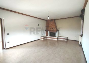 Soggiorno - Casa indipendente Valle Cupa
 
63, Frosolone - foto 5