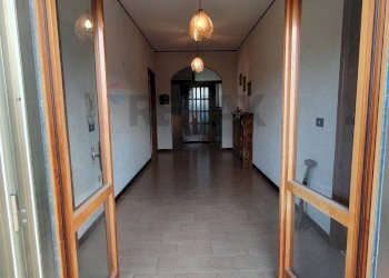 Hall / corridoio - Casa indipendente Valle Cupa
 
63, Frosolone - foto 8