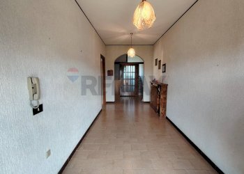 Hall / corridoio - Casa indipendente Valle Cupa
 
63, Frosolone - foto 9