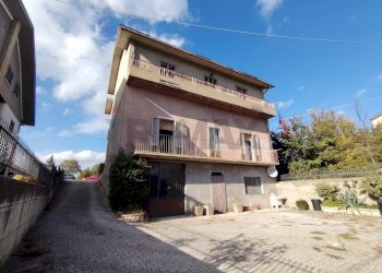 Edificio all\'aperto - Casa indipendente Valle Cupa
 
63, Frosolone - foto 26