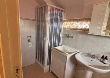 Bagno - Attico Traversa Via Filangieri
 
1, Frosolone - foto 30