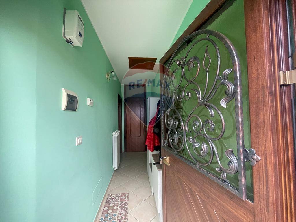 Hall / corridoio - Casa semi indipendente Via Torre
 
18, Frosolone - foto 1