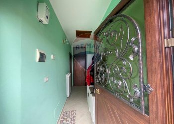 Hall / corridoio - Casa semi indipendente Via Torre
 
18, Frosolone - foto 1