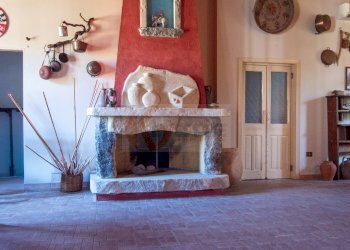 Foto 3 - Locale Commerciale SP 28 km 15
 
snc, Romana - foto 3