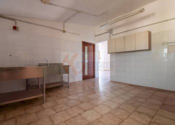 Foto 12 - Locale Commerciale SP 28 km 15
 
snc, Romana - foto 12