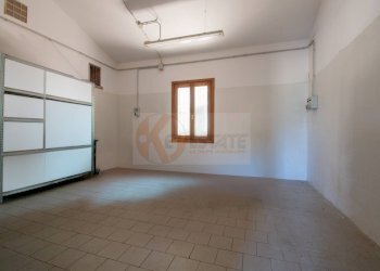 Foto 14 - Locale Commerciale SP 28 km 15
 
snc, Romana - foto 14