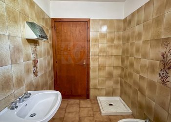 Foto 18 - Locale Commerciale SP 28 km 15
 
snc, Romana - foto 18