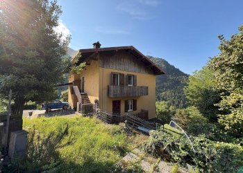 Foto 1 - Quadrilocale Via dei laghetti
 
2, Oltressenda Alta - foto 1